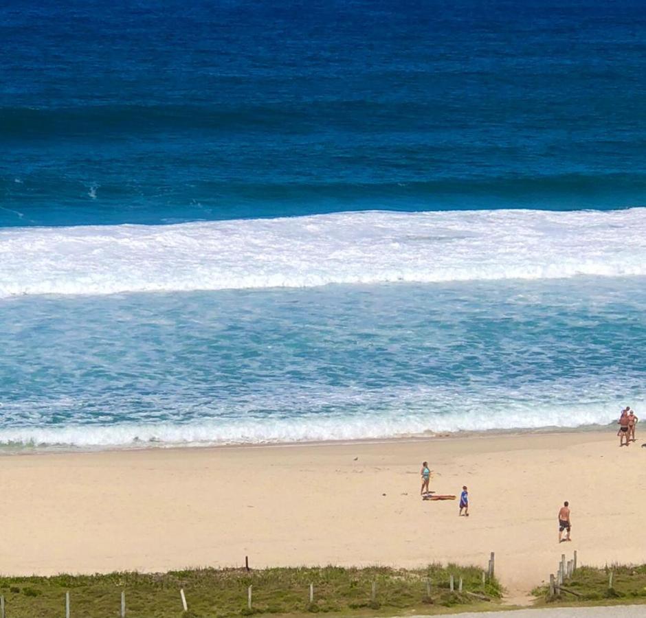 Barra da Tijuca de frente para o mar - 2 suítes até 6 pessoas em camas Rio de Janeiro Esterno foto
